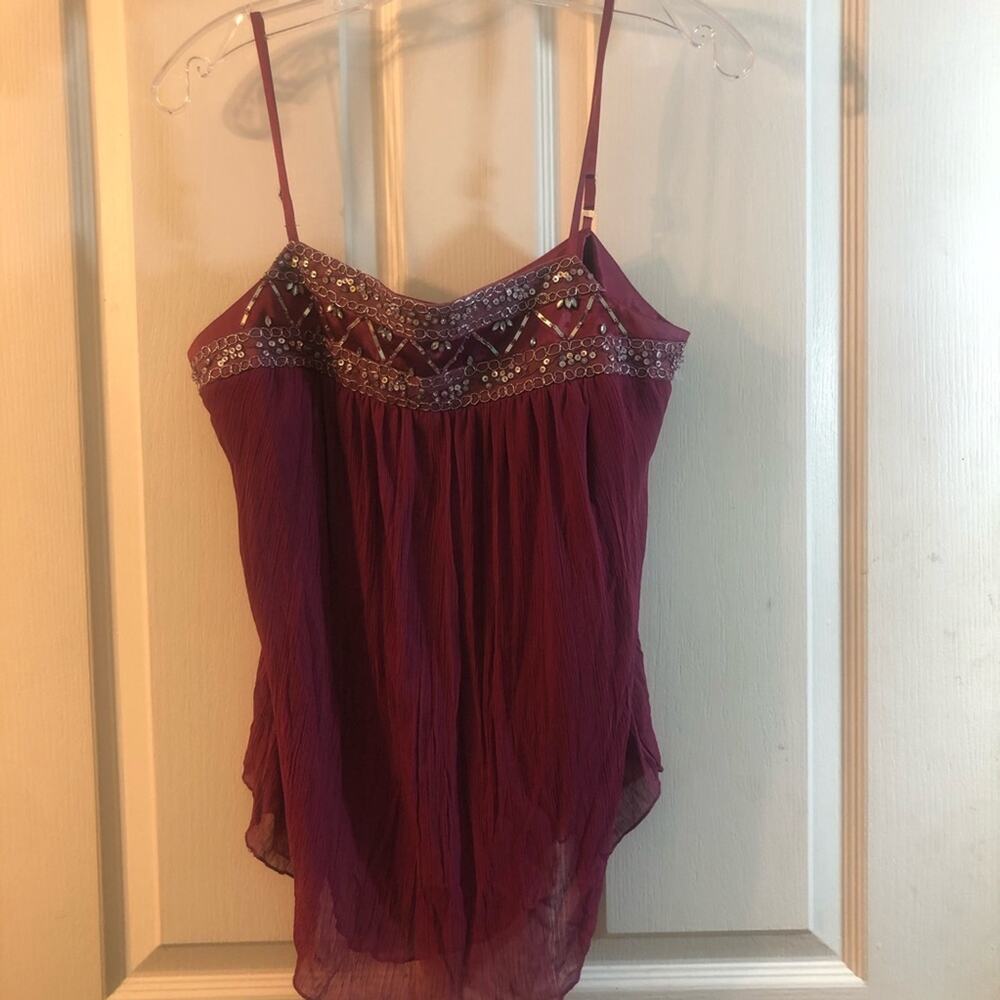 Timing sequins maroon beaded tank Size M